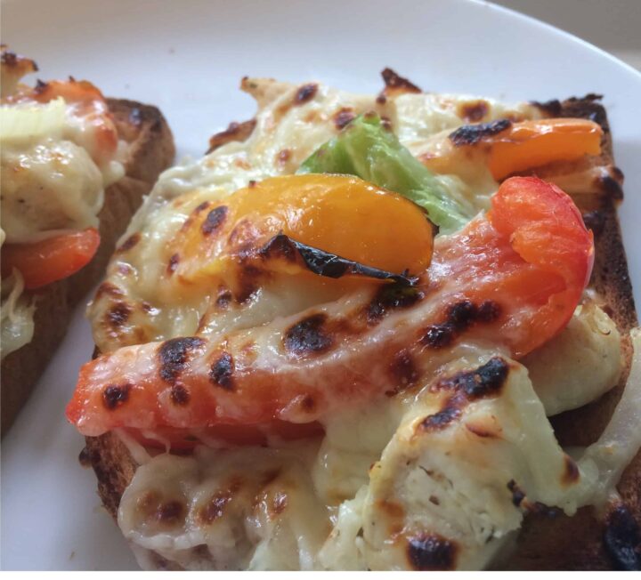 Open Faced Philly Cheese Steaks dinner tonight: easy open faced chicken sandwiches